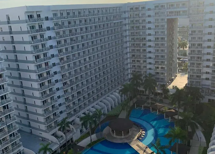 Moa With Balcony Pool View 2 Beds Apartment